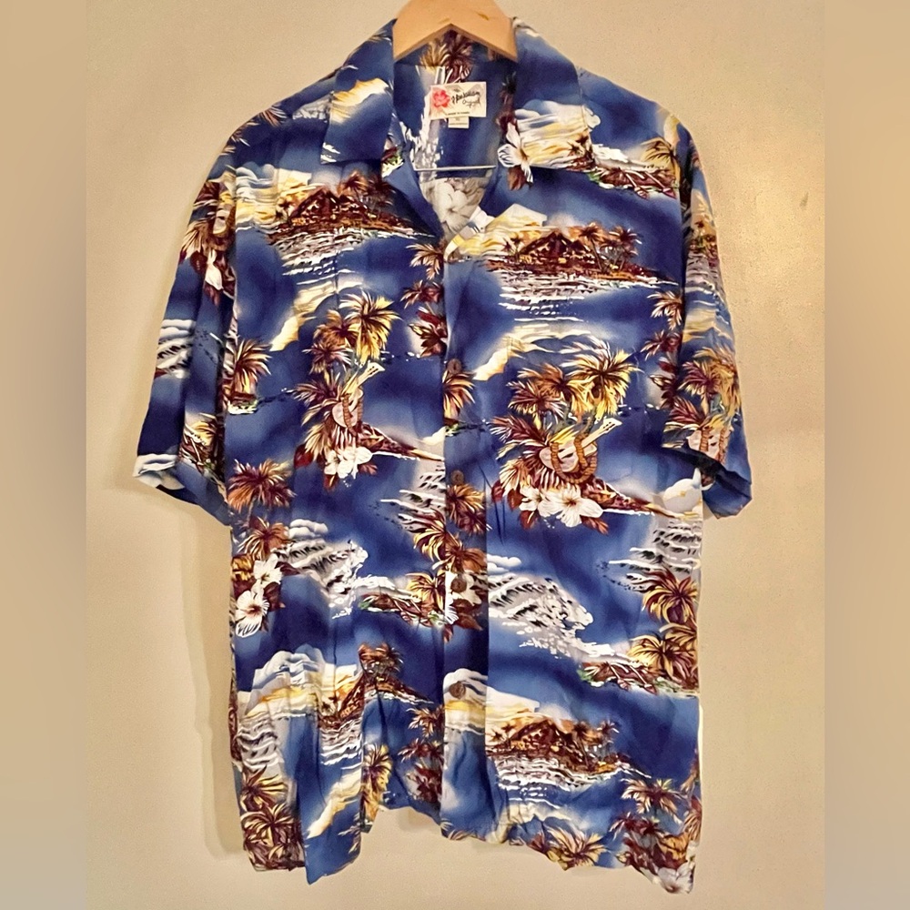 Columbia Men’s casual button down Hawaii Style Colorful Shirt- Size XL